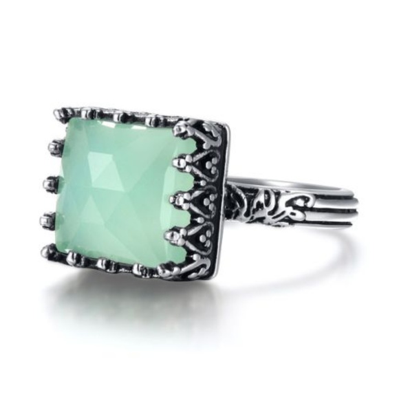 Retro Vintage Style Square Moonstone Cocktail Dome Ring Silver Tone New - Picture 4 of 7